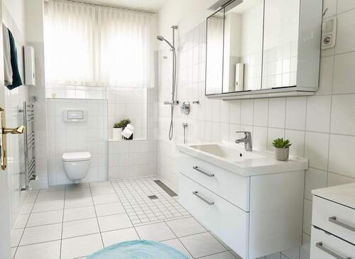 Badezimmer im Obergeschoss - 