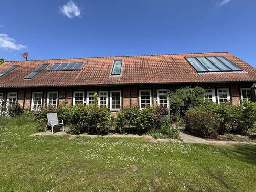 Ansicht vom Vorgarten - Einfamilienhaus mit 258,00 m&sup2; in Damnatz zum Kaufen