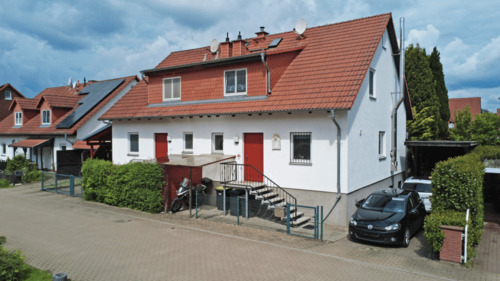 Doppelhaus - Angbot rechte DHH - HEIMVORTEIL! Wohn-Nutzfläche ca. 170 m² *sehr gepflegte DHH*Kamin*Garten*Carport*Terrasse*
