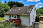 Außenansicht - Familienglück auf zwei Etagen - ruhiges ZFH mit Garten und Potenzial