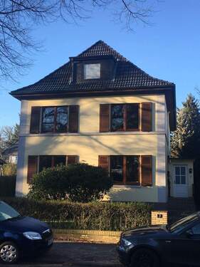 Straßenansicht - 3 Zimmer Etagenwohnung zur Miete in Hamburg