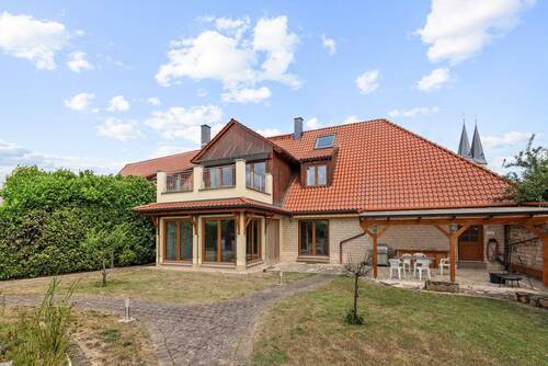 Gartenansicht Wohnhaus - 