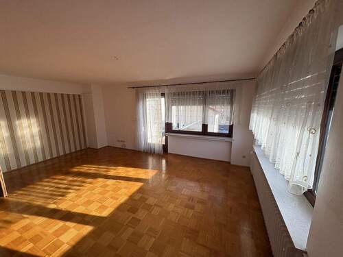 Wohnzimmer 1. OG rechts - 