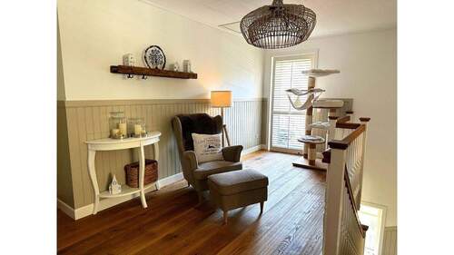 Allroom mit Balkonzugang - 