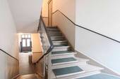 Treppenhaus - Etagenwohnung mit 94,10 m² in Berlin zum Kaufen