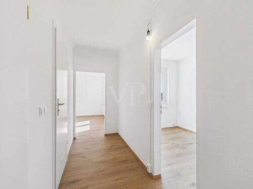 Eingangsbereich/Flur - 4 Zimmer Etagenwohnung in Berlin