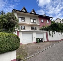 Zweifamilienhaus mit reichlich Platzangebot und beeindruckendem Grundstück in Flehingen zu verkaufen! - Oberderdingen