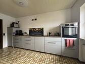 Küche im OG - 9 Zimmer Mehrfamilienhaus, Wohnhaus in Oberderdingen