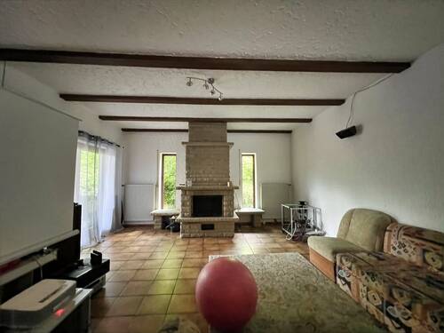 Wohnzimmer im OG - Mehrfamilienhaus, Wohnhaus mit 370,70 m² in Oberderdingen zum Kaufen