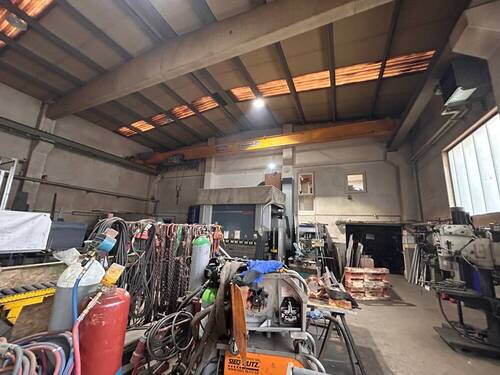 Produktionshalle - 