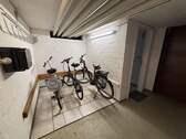 Platz für eigene Fahrräder - 