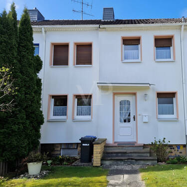 10 Frontansicht - 4 Zimmer Reihenmittelhaus in Celle