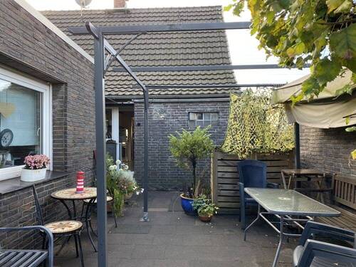Terrasse - 4 Zimmer Einfamilienhaus zum Kaufen in Duisburg