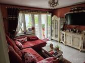 Wohnzimmer - Einzigartige 2 Zimmer-Wohnung in Stuttgart-Degerloch!