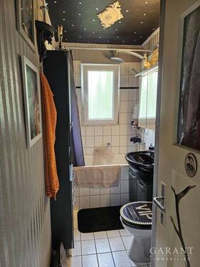 Badezimmer mit Wanne - 