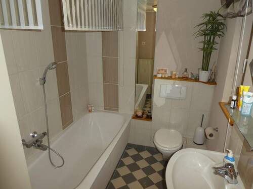 Wannenbadezimmer - 