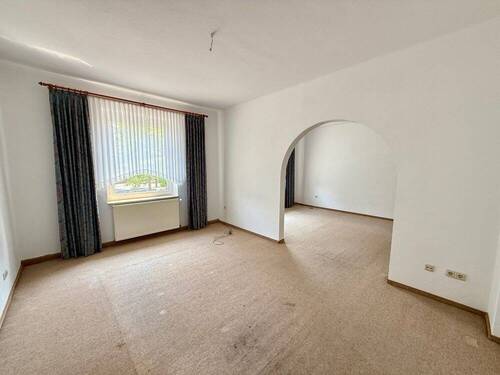 Wohnung 1. OG links - 1 Zimmer Mehrfamilienhaus, Wohnhaus zum Kaufen in Gladbeck / Gladbeck-Zweckel