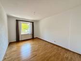 Wohnung 1. OG links - Mehrfamilienhaus, Wohnhaus mit 324,00 m&sup2; in Gladbeck / Gladbeck-Zweckel zum Kaufen