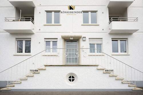 Eingang - Moderne 3-Zimmer-Wohnung in der ikonischen Weißenhofsiedlung, Stuttgart-Nord