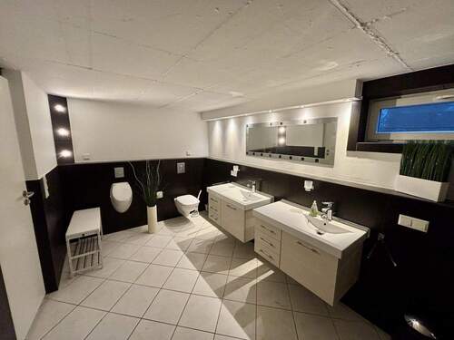 Badezimmer im Kellergeschoss - 