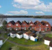 Timmel - Charmantes Ferienhaus mit Wasserblick, direkt am Timmeler Meer. Top Lage! - Großefehn-Timmel