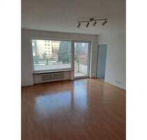 Top angebundene, bezugsfertige 2-Zimmer-Wohnung mit Balkon, Duplex-Stellplatz in Berg am Laim - München