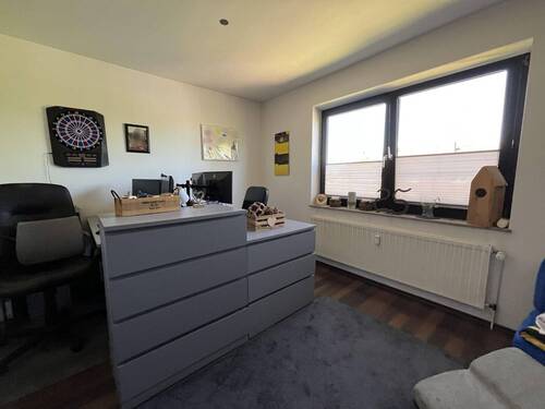 Kinderzimmer oder Büro - 