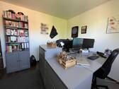 Kinderzimmer oder Büro - 