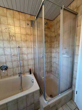 BW und Dusche.jpg - 