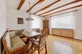 Bild 2 - 6 Zimmer Einfamilienhaus zum Kaufen in Ittlingen