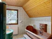 Tageslicht-Wannenbad im Dachgeschoss - 