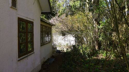 Seitlicher Zugang links - 