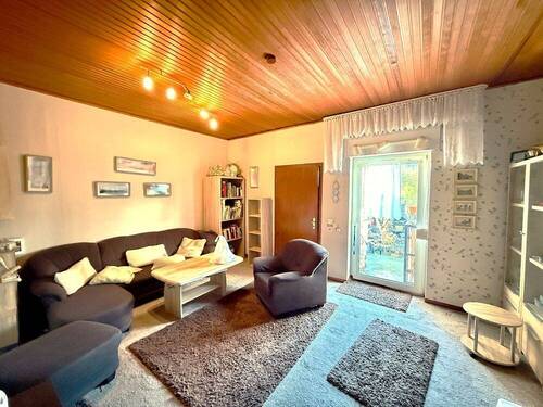 Wohnzimmer - 4 Zimmer Reihenendhaus zum Kaufen in Gladbeck