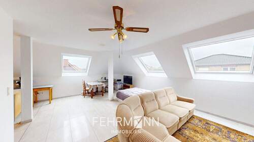 Wohn-/ Essbereich DG - 