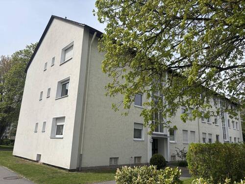 Vorderansicht - Einziehen und sich wohlfühlen - 97.500,00&nbsp;EUR Kaufpreis, ca.&nbsp; 75,00&nbsp;m&sup2;&nbsp;Wohnfl&auml;che