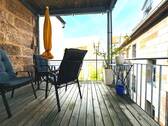 Balkon - Hochwertige 3 Zimmer Wohnung im sanierten Baudenkmal, großes Bad, Parkettboden und Balkon zentral in Fürth.