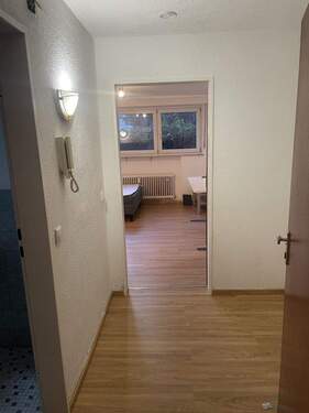 Flur - 1 Zimmer Etagenwohnung zur Miete in Darmstadt