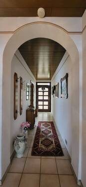 HAUSEINGANG UND DIELENBEREICH - 