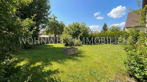 Grundstück - Ruhig gelegenes Grundstück mit Altbestand, ideal für ein EFH oder DH