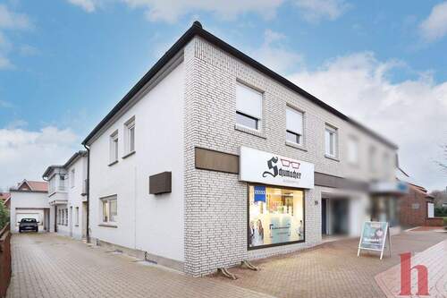 Wohn- und Geschäftshaus - Wohn- Geschäftshaus mit separatem Einfamilienhaus in Holdorf