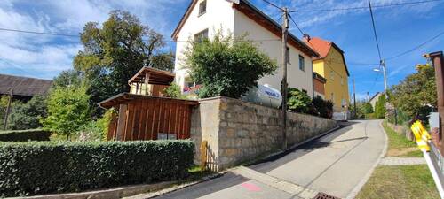 Ostseite - Sehr gepflegtes Einfamilienhaus in zentraler Ortslage von Mittelndorf