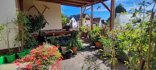 überdachter Freisitz im Hof
- Einfamilienhaus mit 165,00 m² in Sebnitz zum Kaufen