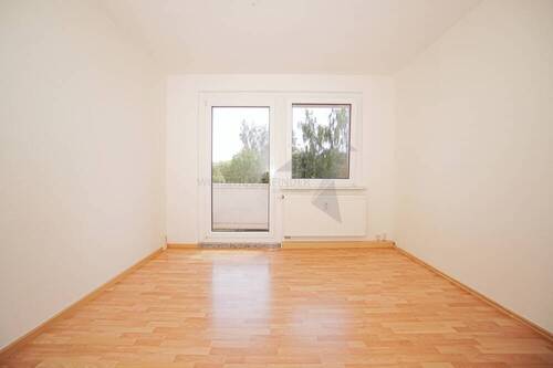 Wohnzimmer - Etagenwohnung mit 62,90 m&sup2; in Chemnitz zur Miete