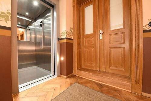 Lift - 