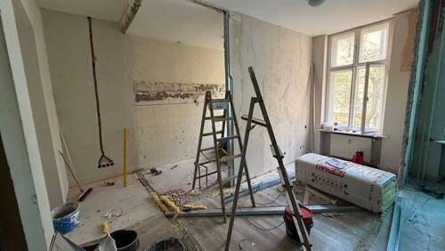 2nd view to kitchen - 