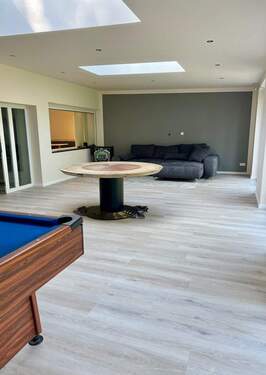 PHOTO-2025-12-16-04-33-06 10.jpg - 