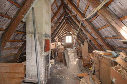 Spitzboden - 