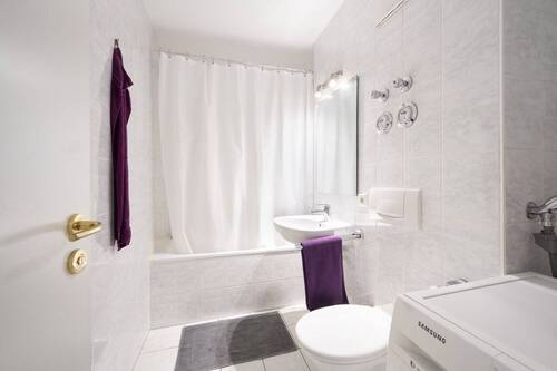 Wannenbad - 2 Zimmer Etagenwohnung in Markt Schwaben