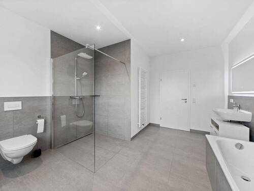 Badezimmer II - 