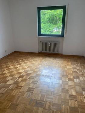 PHOTO-2024-05-31-13-29-57 (1).jpg - Etagenwohnung mit 62,00 m² in Höchberg zum Kaufen
